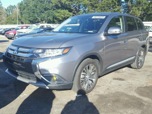 JA4AD3A32HZ057580 - 2017 MITSUBISHI OUTLANDER GRAY photo 2