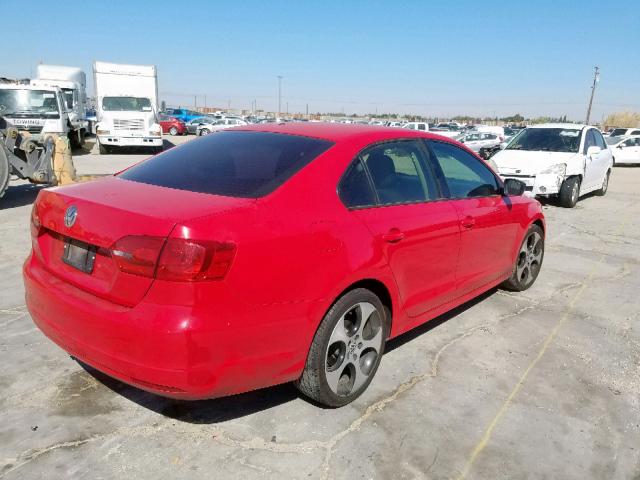 3VW2K7AJ2DM392109 - 2013 VOLKSWAGEN JETTA BASE 红色 照片 4
