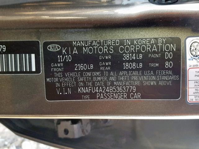 KNAFU4A24B5363779 - 2011 KIA FORTE EX BROWN photo 10