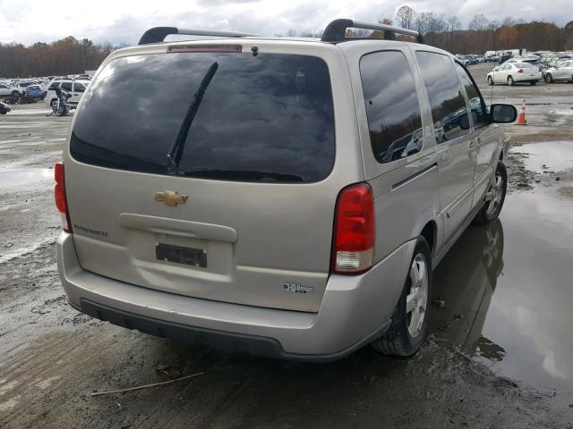 1GNDV33128D204447 - 2008 CHEVROLET UPLANDER L 金色 照片 4