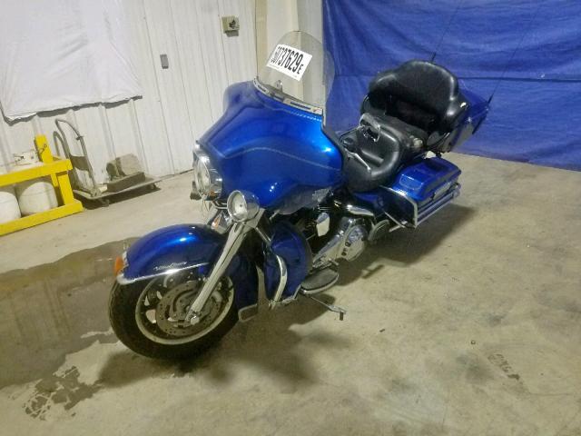 1HD1FC4177Y698365 - 2007 HARLEY-DAVIDSON FLHTCUI BLUE photo 2