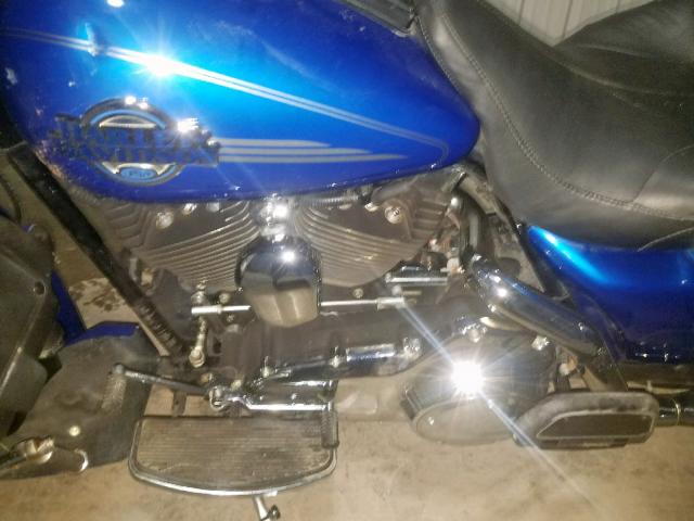 1HD1FC4177Y698365 - 2007 HARLEY-DAVIDSON FLHTCUI BLUE photo 7