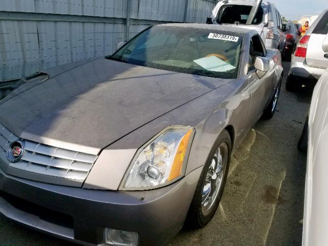 1G6YV34A355601781 - 2005 CADILLAC XLR GRAY photo 2