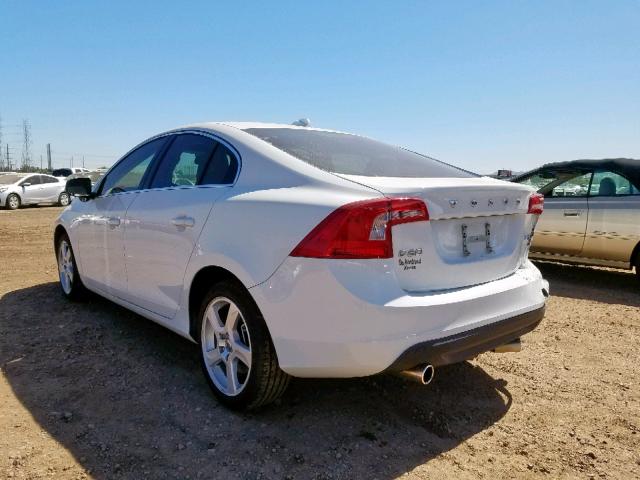 YV1612FSXD2220262 - 2013 VOLVO S60 T5 WHITE photo 3