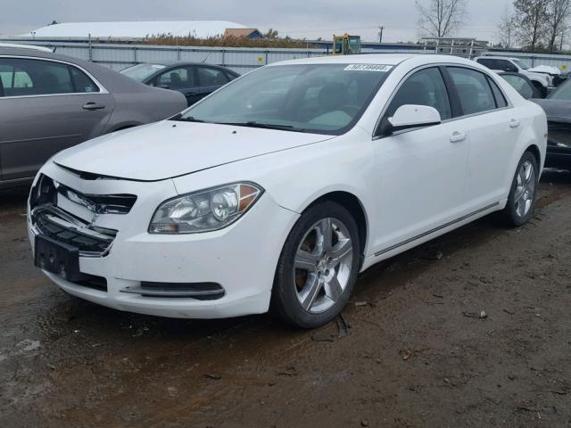 1G1ZD5EUXBF220193 - 2011 CHEVROLET MALIBU 2LT WHITE photo 2