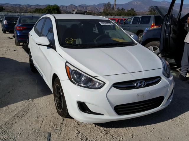 KMHCT4AE4GU999310 - 2016 HYUNDAI ACCENT SE WHITE photo 1