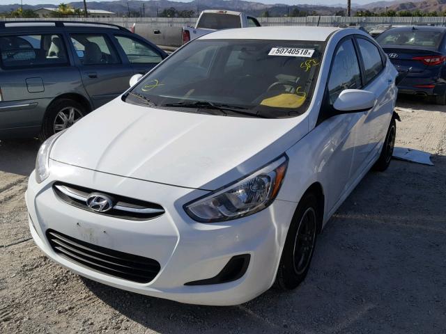 KMHCT4AE4GU999310 - 2016 HYUNDAI ACCENT SE WHITE photo 2