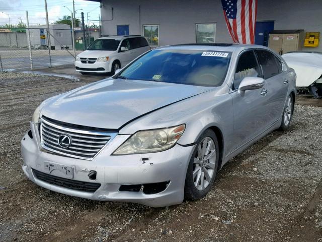 JTHDL5EF0A5001526 - 2010 LEXUS LS 460L SILVER photo 2