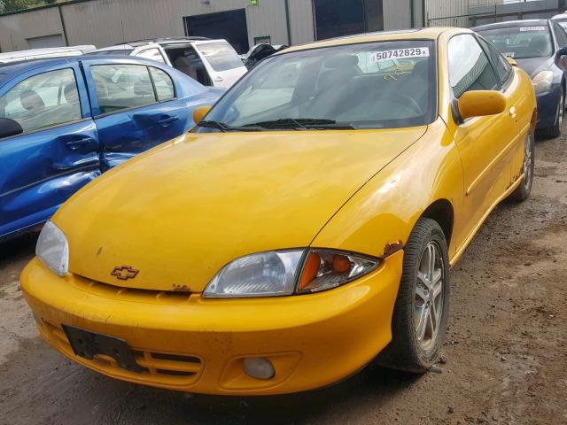 1G1JH12F527307574 - 2002 CHEVROLET CAVALIER L YELLOW photo 2