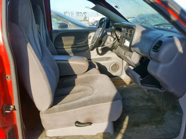 1B7GL23XXVS151837 - 1997 DODGE DAKOTA RED photo 5