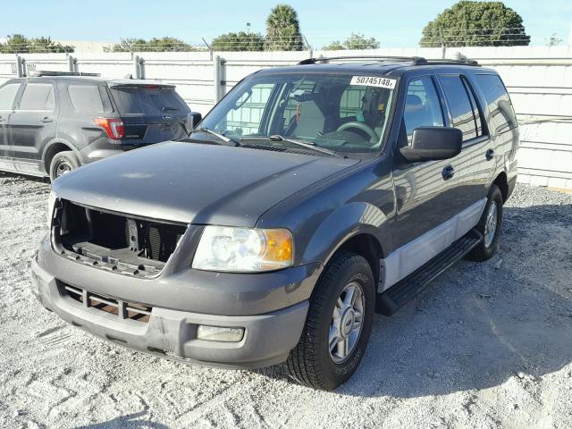 1FMRU15W64LA50707 - 2004 FORD EXPEDITION GRAY photo 2