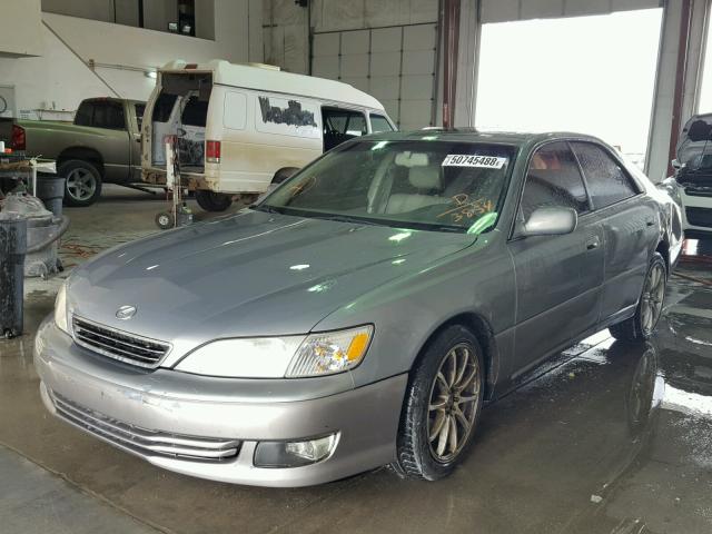 JT8BF28G110313854 - 2001 LEXUS ES 300 GRAY photo 2