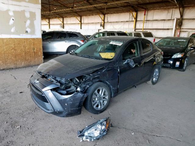 3MYDLBZV0GY114374 - 2016 TOYOTA SCION IA GRAY photo 2