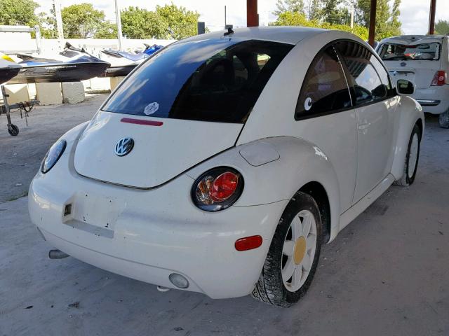 3VWCP21C21M465680 - 2001 VOLKSWAGEN NEW BEETLE თეთრი ფოტო 4