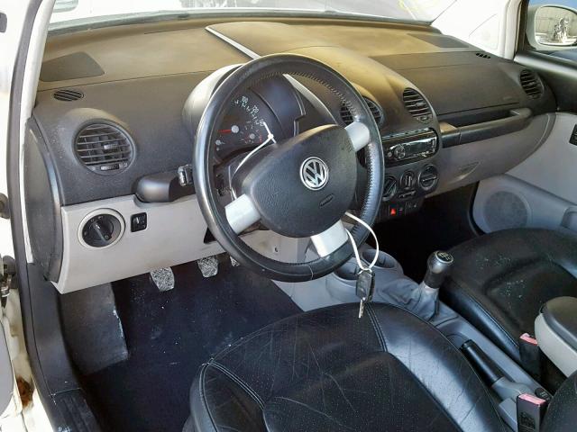 3VWCP21C21M465680 - 2001 VOLKSWAGEN NEW BEETLE თეთრი ფოტო 9