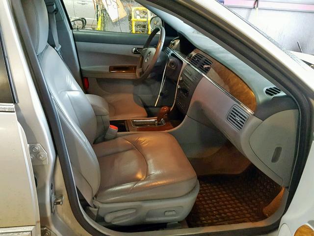 2G4WE587X61165301 - 2006 BUICK LACROSSE C SILVER photo 5