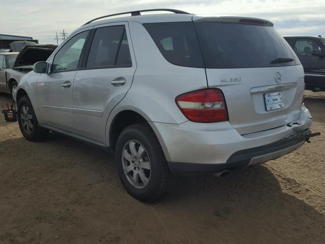 4JGBB86E96A030813 - 2006 MERCEDES-BENZ ML 350 SILVER photo 3