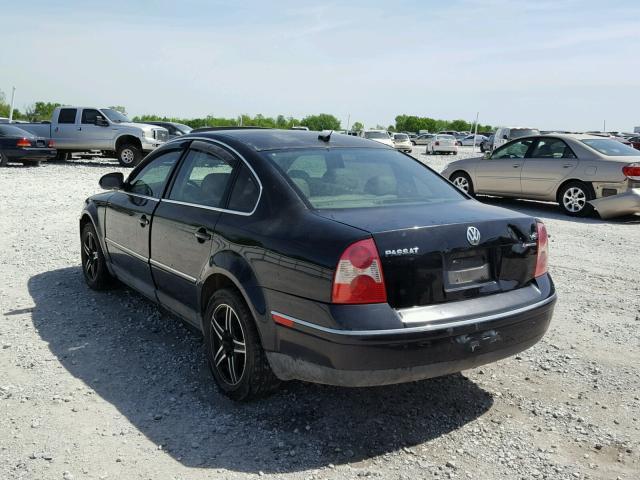 WVWTH63B24P153692 - 2004 VOLKSWAGEN PASSAT GLX 黑色 照片 3