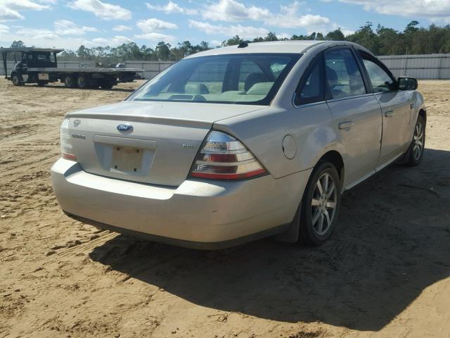 1FAHP24WX8G161747 - 2008 FORD TAURUS SEL WHITE photo 4