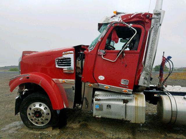 3AKJGMD18FDGS5428 - 2015 FREIGHTLINER CONVENTION RED photo 9