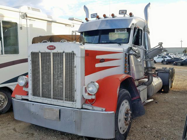 1XP5DR9X9YN520807 - 2000 PETERBILT 379 WHITE photo 2