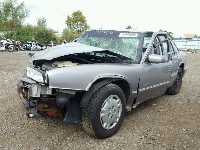 2G4WB52M3T1439862 - 1996 BUICK REGAL CUST GRAY photo 2