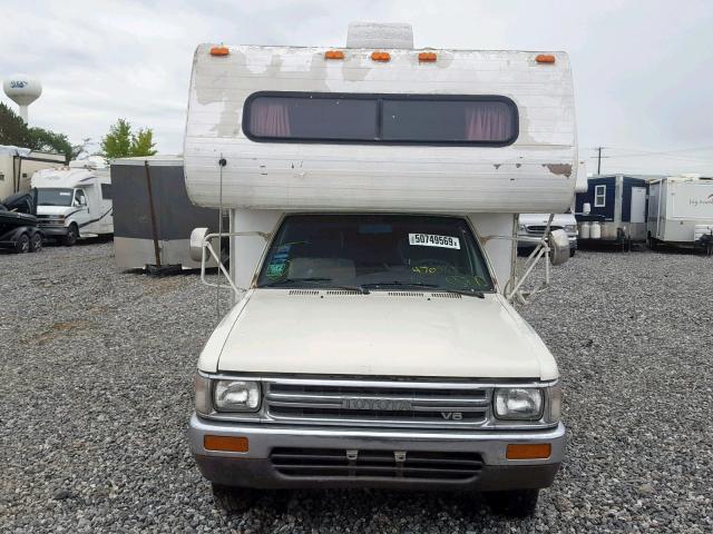 JT5VN94T1K0000037 - 1989 TOYOTA PICKUP CAB WHITE photo 9