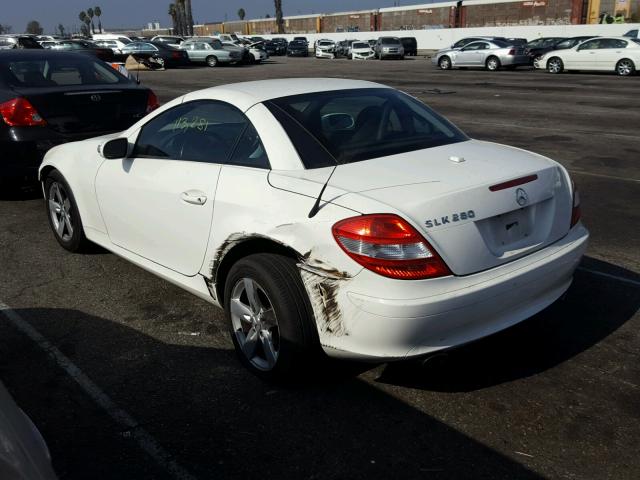 WDBWK54F56F128271 - 2006 MERCEDES-BENZ SLK 280 WHITE photo 3