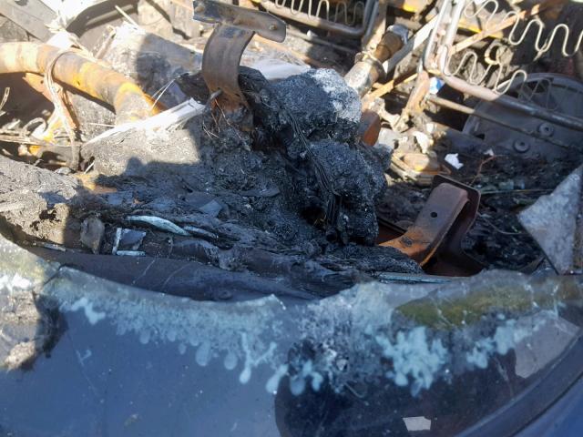 KL1TD66646B617695 - 2006 CHEVROLET AVEO BASE Ақ фото 10