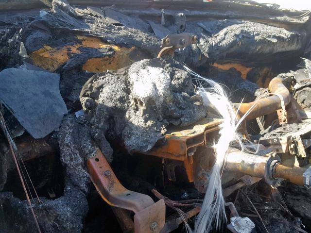 KL1TD66646B617695 - 2006 CHEVROLET AVEO BASE Ақ фото 8