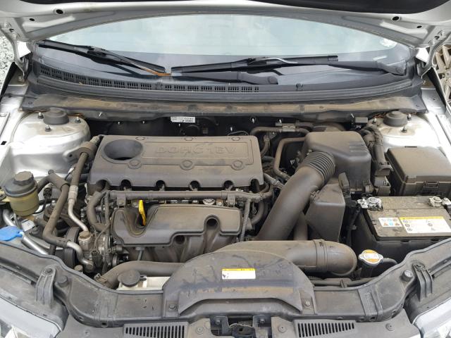 KNAFU4A23B5395638 - 2011 KIA FORTE EX SILVER photo 7