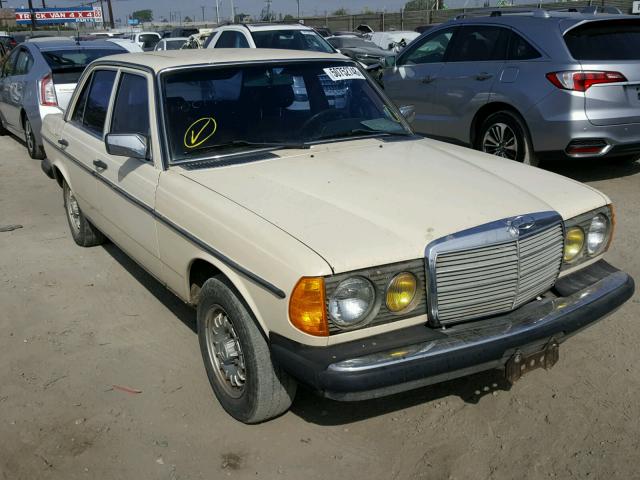 WDBAB33A7CB013372 - 1982 MERCEDES-BENZ 300 DT CREAM photo 1