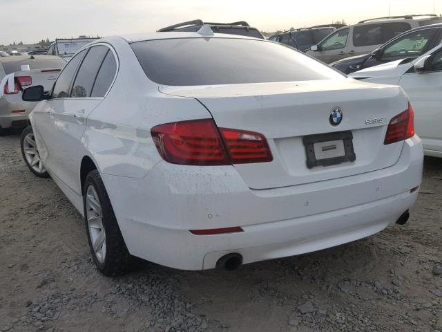 WBAFR7C50BC802661 - 2011 BMW 535 I WHITE photo 3