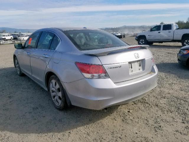 1HGCP36839A031839 - 2009 HONDA ACCORD EXL SILVER photo 3