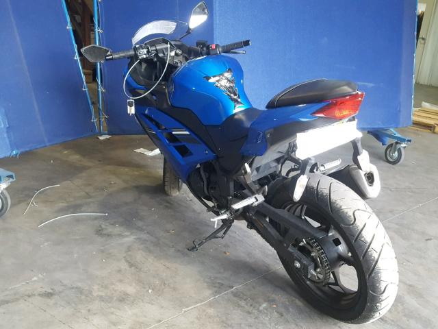 JKAEX8B11HDA37498 - 2017 KAWASAKI EX300 B BLUE photo 3