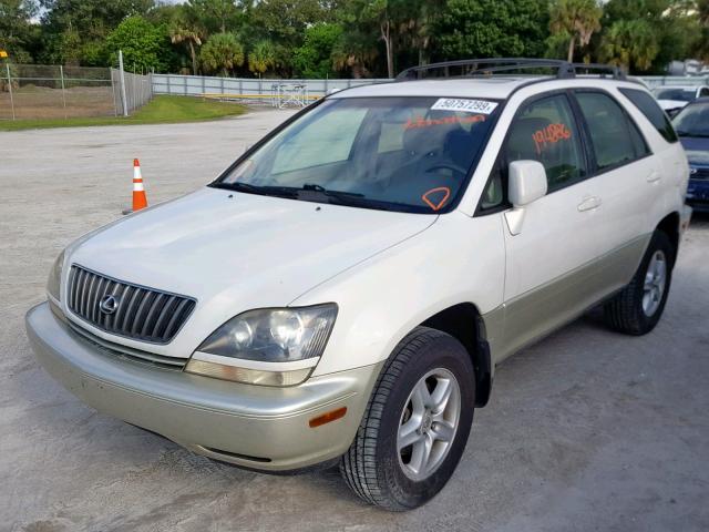 JT6HF10U3X0066926 - 1999 LEXUS RX 300 WHITE photo 2