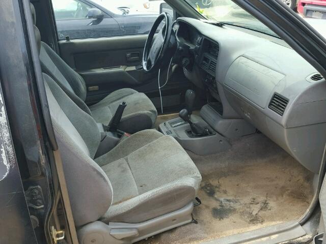 4S6CM58V3T4411830 - 1996 HONDA PASSPORT E შავი ფოტო 5