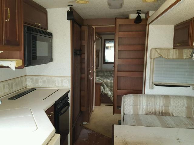 5B4MP67G833361987 - 2003 WINNEBAGO ADVENTURER TWO TONE photo 6