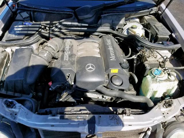 WDBJF65J92B492816 - 2002 MERCEDES-BENZ E 320 SILVER photo 7