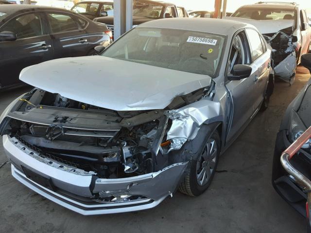 3VW2K7AJ8FM302531 - 2015 VOLKSWAGEN JETTA BASE SILVER photo 2