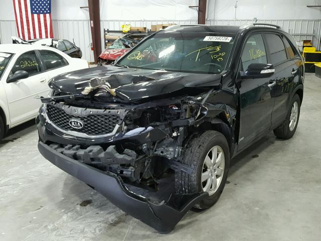 5XYKTDA60DG410789 - 2013 KIA SORENTO LX BLACK photo 2