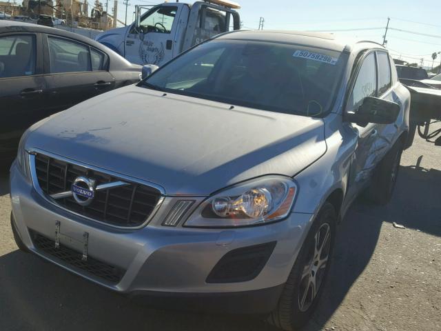 YV4902DZ5C2310274 - 2012 VOLVO XC60 T6 SILVER photo 2