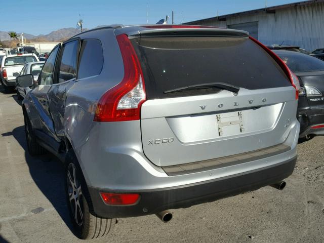 YV4902DZ5C2310274 - 2012 VOLVO XC60 T6 SILVER photo 3