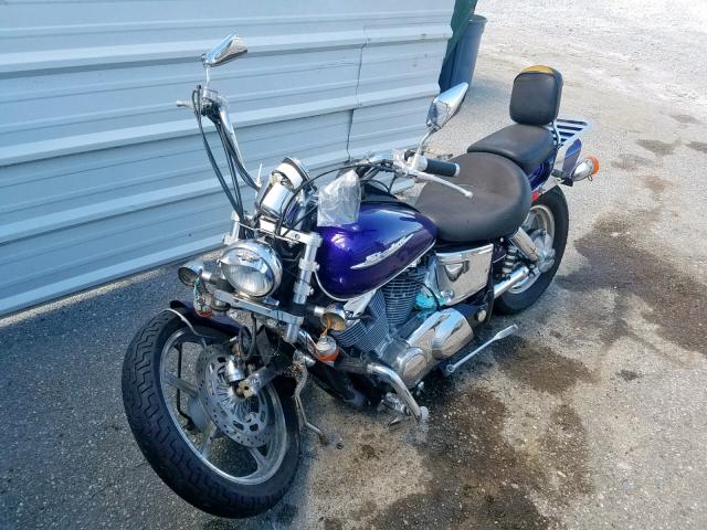 1HFSC18002A600630 - 2002 HONDA VT1100 C PURPLE photo 2