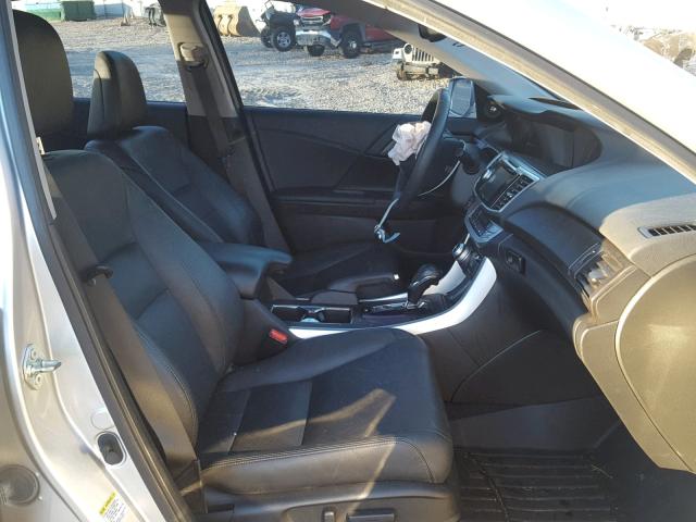 1HGCR6F77EA007122 - 2014 HONDA ACCORD HYB SILVER photo 5