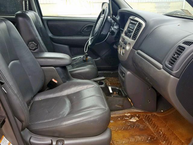 4F2CZ06134KM12670 - 2004 MAZDA TRIBUTE ES 灰色 照片 5