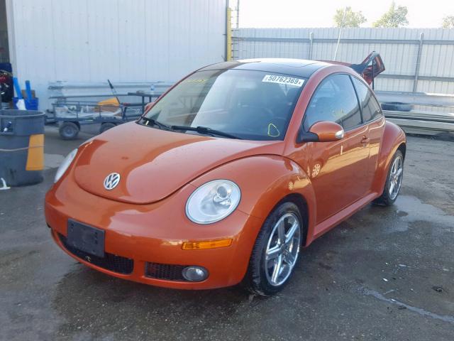 3VWRG3AG3AM027219 - 2010 VOLKSWAGEN NEW BEETLE ORANGE photo 2