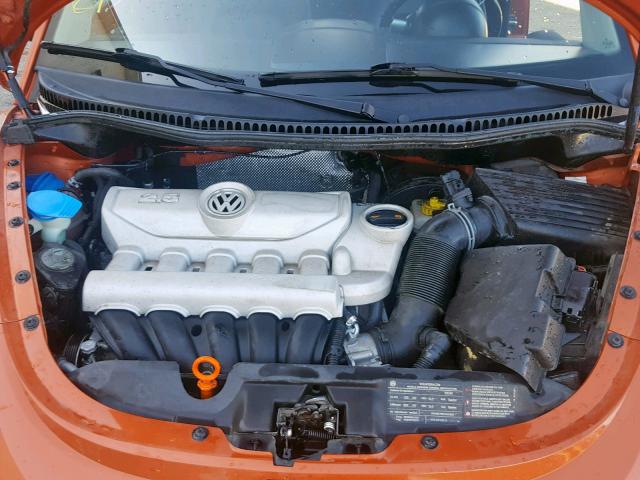 3VWRG3AG3AM027219 - 2010 VOLKSWAGEN NEW BEETLE ORANGE photo 7