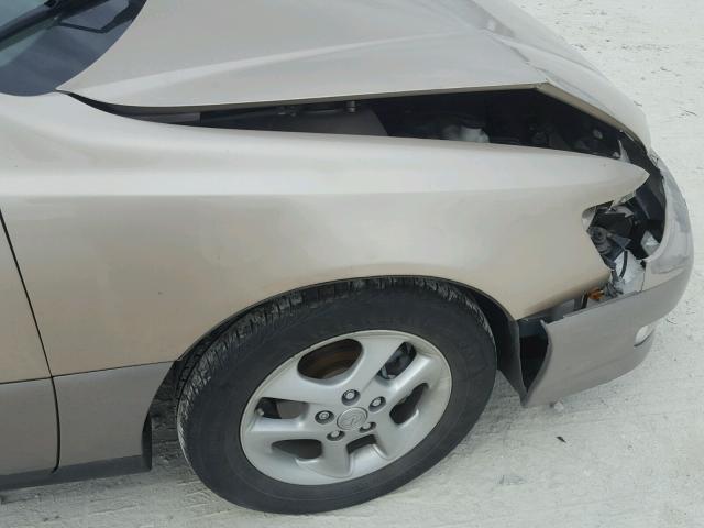 JT8BF28G210325964 - 2001 LEXUS ES 300 GOLD photo 9