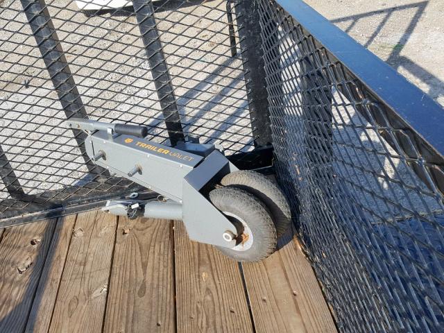 5R8S30815GM043189 - 2016 UTILITY UTILITY BLACK photo 9